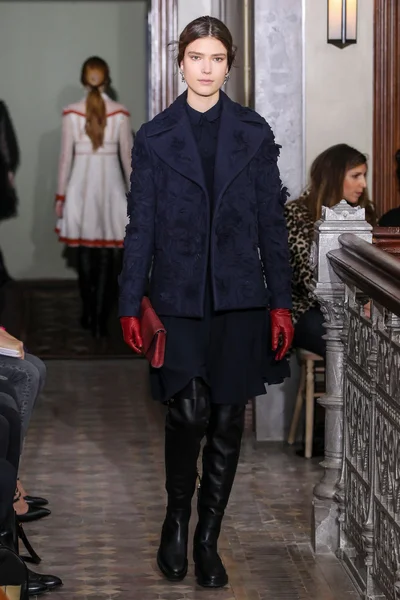 Look 39